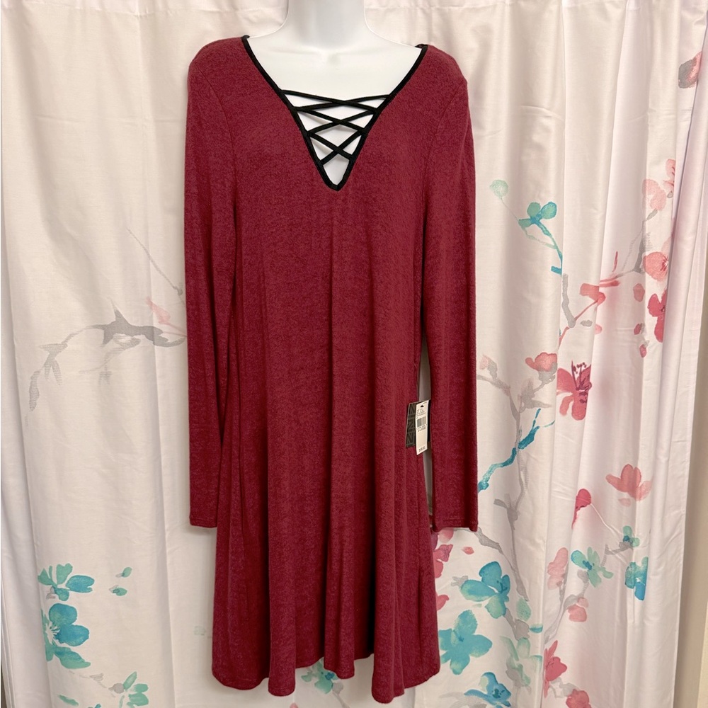 Women’s red wine longsleeve dress